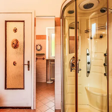 Corte Del Pescatore By Interhome Como